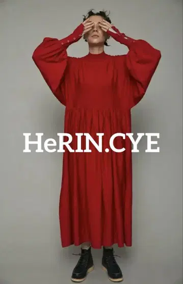 HeRIN.CYE 플레어 니트 원피스 컬러 레드