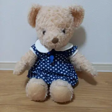 파란 꽃무늬 드레스 곰 봉제 인형