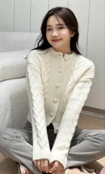 Birthday Bash 아이보리 가디건