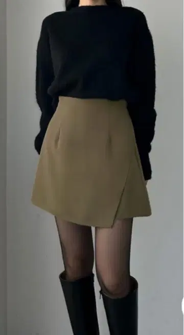 Louere 이너 팬츠 부착 랩 스타일 미니 스커트 다크 베이지