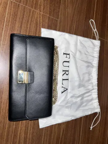 FURLA 블랙 클러치백