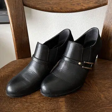 BARCLAY 펌프스 23cm
