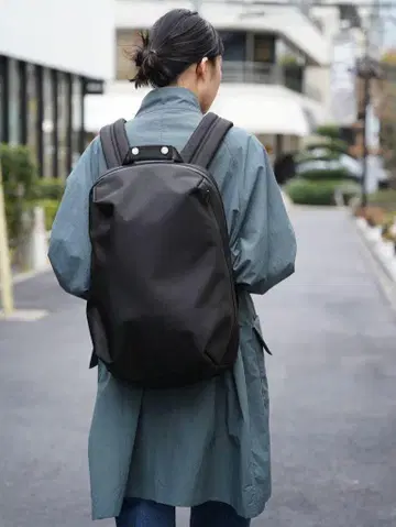 UNIVERSAL PRODUCTS / NEW UTILITY BAG