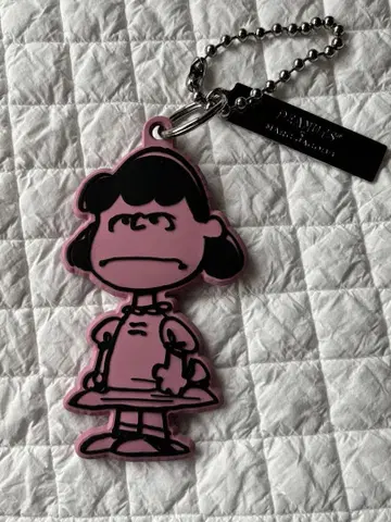MARC JACOBS PEANUTS 루시 키링