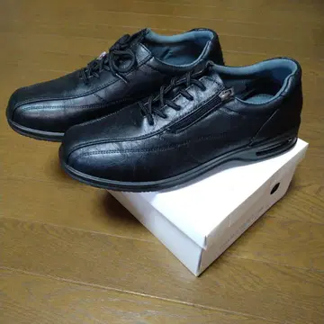 PIERRE CARDIN 블랙 스니커즈