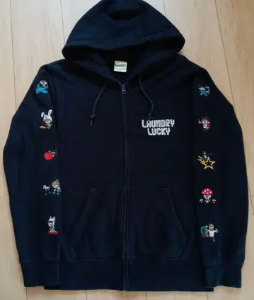 LAUNDRY 후드티 SMALL