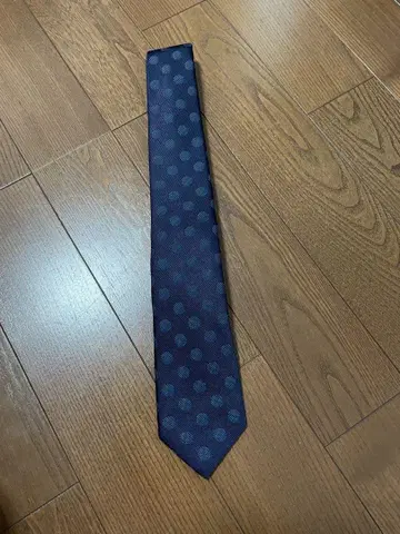 폴 스미스 넥타이 네이비 도트 무늬