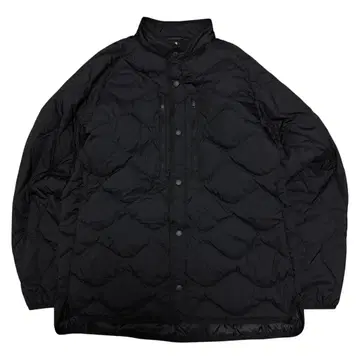UNIQLO 화이트 마운티니어링 리사이클 하이브리드 다운 자켓