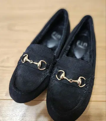 Fin 보아 안감 비트 로퍼 24.5cm