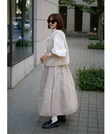 리본 숏 퍼 베스트 tobechic tocca foxey 스타일