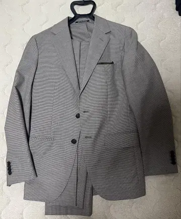베이지 수트 팬츠 포함