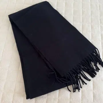 블랙 프린지 부착 머플러