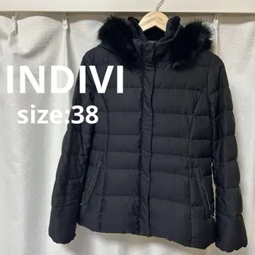 INDIVI 블랙 후드 부착 다운 자켓