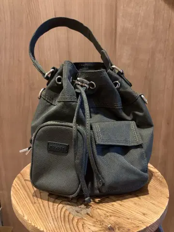 마우지 백 카키 체인 포함