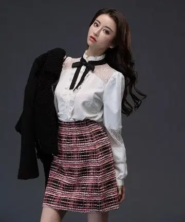 레어 미사용 새상품 Emiria Wiz 바이컬러 리본 블라우스