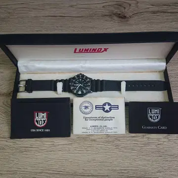 Luminox F-117 나이트호크