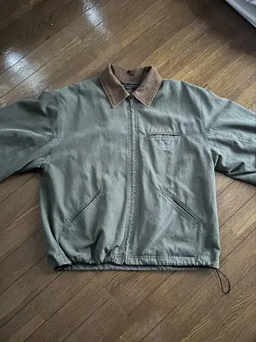 C.P. Company 올리브 그린 점퍼 M 사이즈