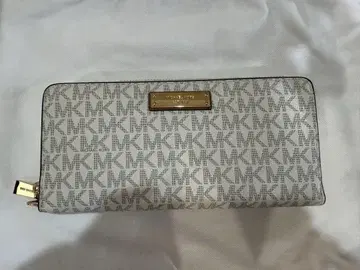 Michael Kors 로고 패턴 장지갑 그레이