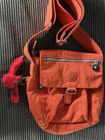 [ 가격 인하 ] Kipling 숄더백 사진 추가!