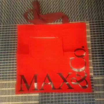 MAX&Co. 빨간색 토트백 소형 파우치 포함