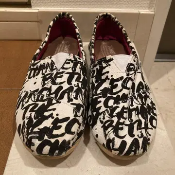 TOMS 슬립온 화이트/블랙