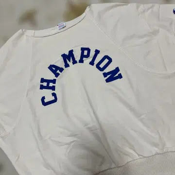 CHAMPION 래글런 슬리브 트레이닝복 크림색