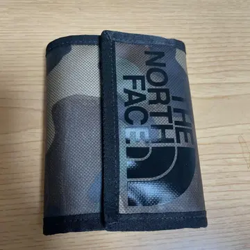 THE NORTH FACE 카모플라쥬 3단 폴더형 지갑