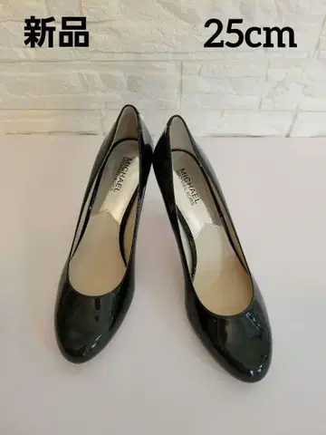 새상품 미사용 MICHAEL KORS 블랙 하이힐