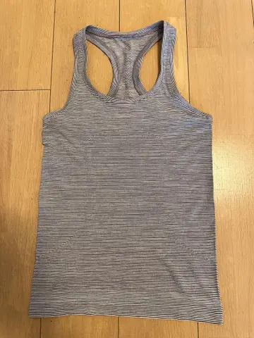 Lululemon 스트라이프 탱크탑