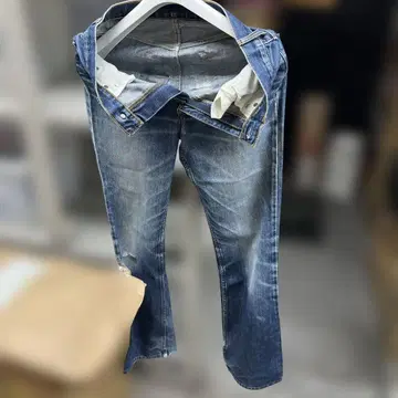 데님 블루 슬림핏 청바지 데미지 가공 423-8212