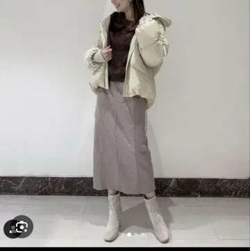 새상품 코코딜 스커트