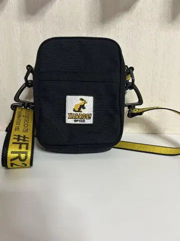 FR2 Xlarge 콜라보 숄더백