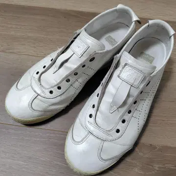 오니츠카타이거 멕시코66 화이트 가죽