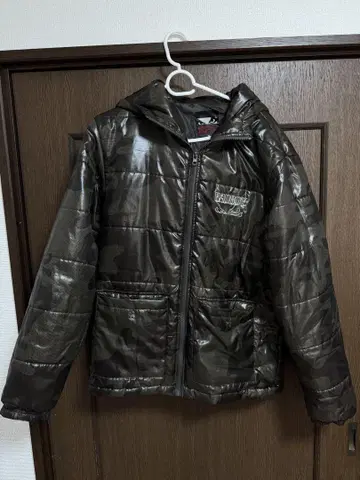 BAD BOY 카모플라쥬 다운 자켓 M