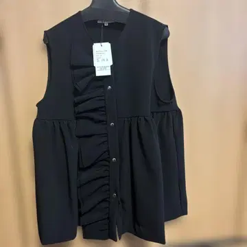 새상품 yori 더블 크로스 프릴 베스트 36 블랙