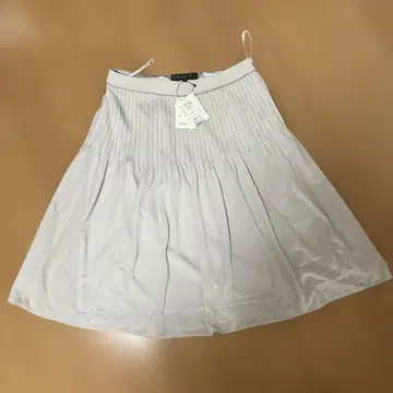 [미사용 새상품 택 포함] INDIVI 플레어 스커트 무릎 기장 그레이