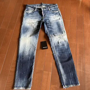 DSQUARED2 디스퀘어드 Jennifer Cropped Jean