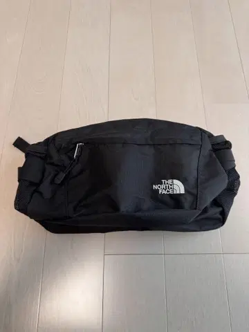 미사용품 (택 없음) THE NORTH FACE 바디백 블랙
