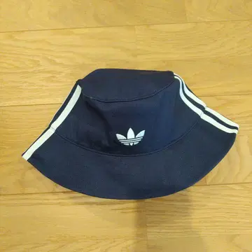 adidas oasis 버킷햇 네이비 OSFX(57-60cm)