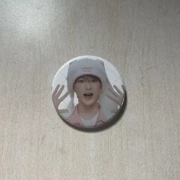 &TEAM CAFE 캔뱃지 하루아 HARUA
