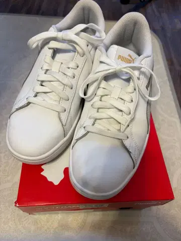 PUMA 푸마 스니커즈 화이트 골드 로고 캐주얼 슈즈