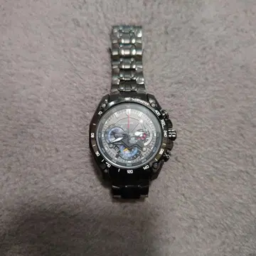 카시오 EDIFICE 레드불 레이싱 (EF-550RBSP)