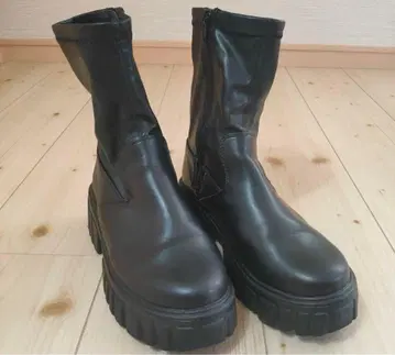 부츠 23.5cm
