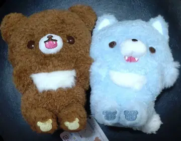 갈색곰과 사이좋은 봉제 인형
