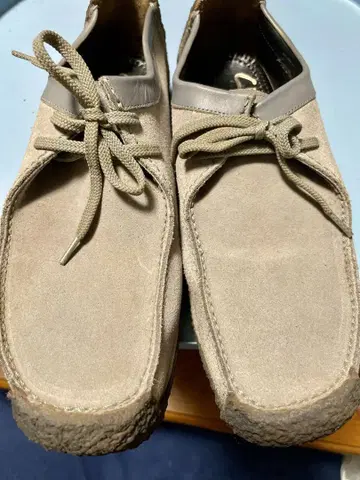 새상품급 clarks 클락스 왈라비 27.5 그레이