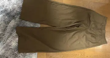 슬랙스 브라운