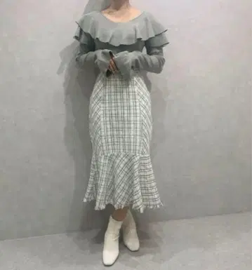 안미르 트위드 머메이드 스커트