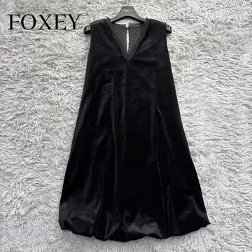 새상품급 폭시 벨로아 벌룬 원피스 오간자 V넥 블랙