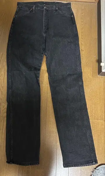 랭글러 블랙 스트레이트 데님