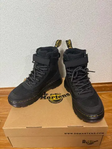 닥터 마틴 하이컷 스니커즈